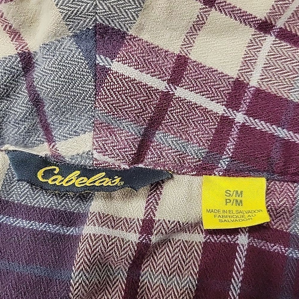 CABELAS MENS FLANNEL ROBE SIZE SMALL - Picture 4 of 8